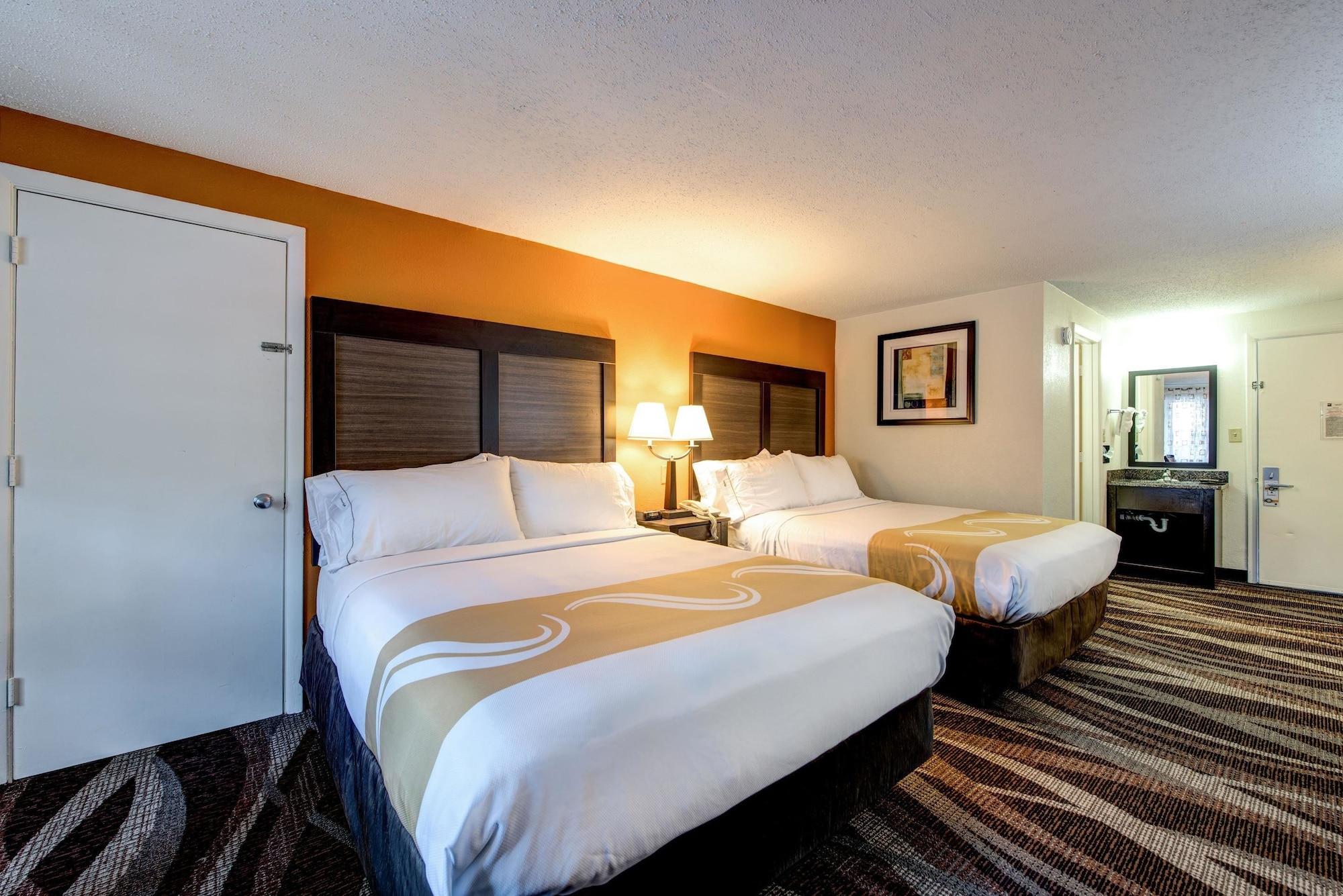 Quality Inn Creekside - Downtown Gatlinburg Εξωτερικό φωτογραφία