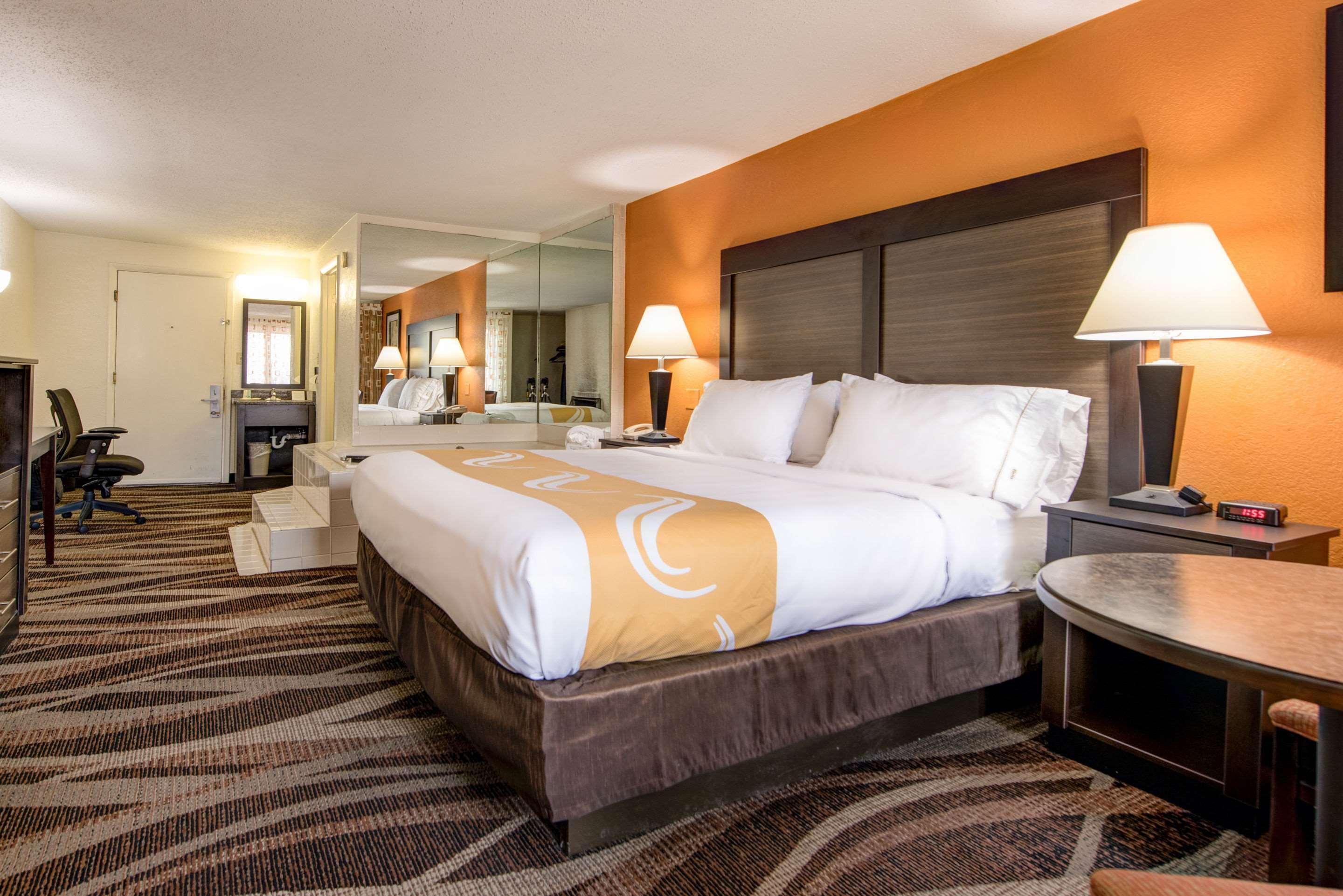 Quality Inn Creekside - Downtown Gatlinburg Εξωτερικό φωτογραφία